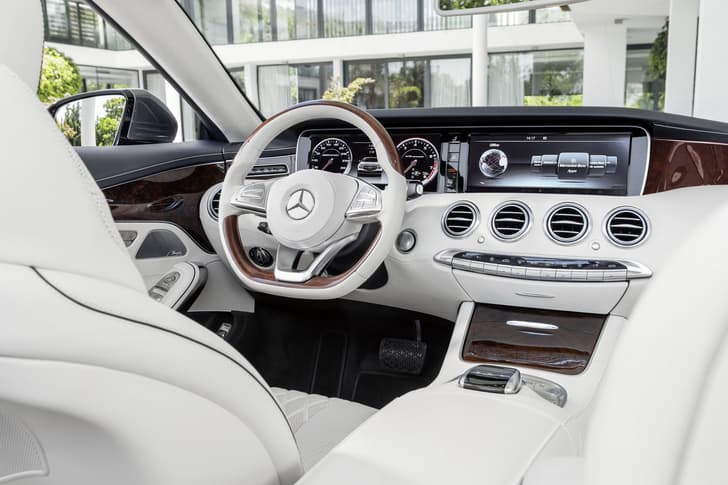 Mercedes S-Class cabriolet photo gallery