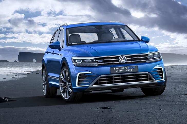 2017 Volkswagen Tiguan image gallery