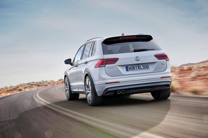 2017 Volkswagen Tiguan image gallery