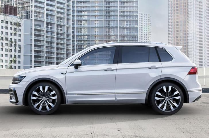 2017 Volkswagen Tiguan image gallery