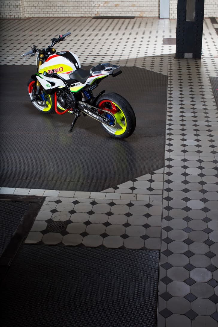 CANCELLED TVS-BMW G 310 photo gallery