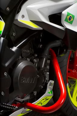 CANCELLED TVS-BMW G 310 photo gallery