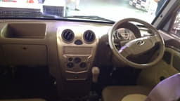 Mahindra Supro Van photo gallery