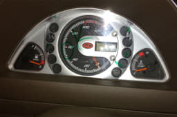 Mahindra Supro Van photo gallery