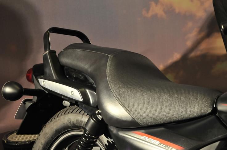 Like the Avenger 150 Street, it does not get a pillion backrest. Like the Avenger 150 Street, it does not get a pillion backrest.