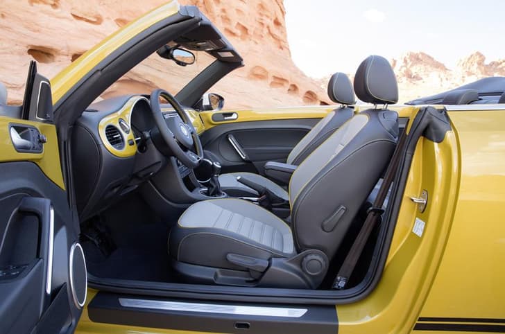 Volkswagen Beetle Dune photo gallery