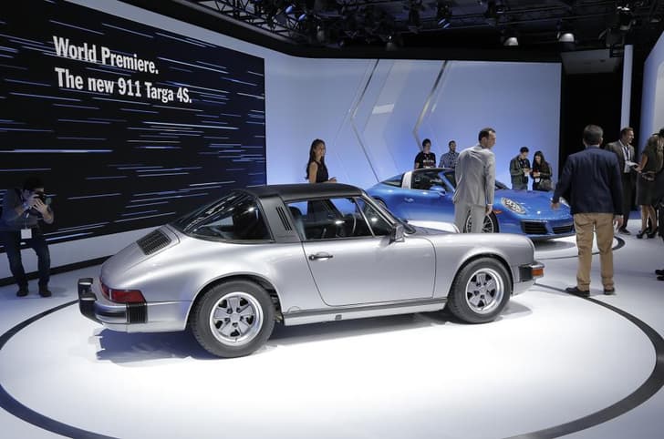  Porsche 911 Targa.