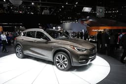 Infiniti QX30.