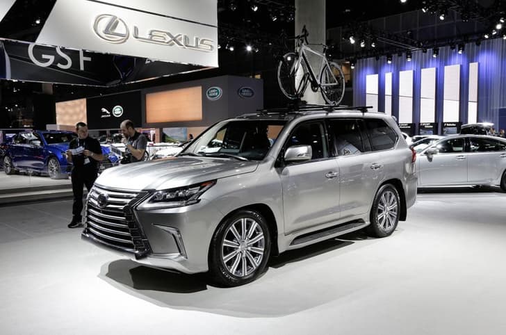 Lexus RX.