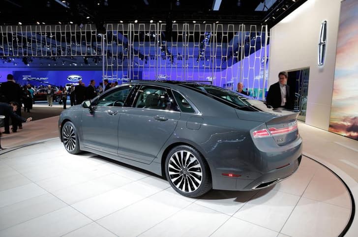 LA motor show 2015 photo gallery