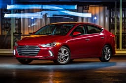 2016 Hyundai Elantra photo gallery