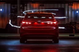 2016 Hyundai Elantra photo gallery