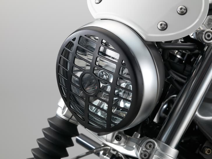 BMW R nineT Scrambler optional headlight grille.
