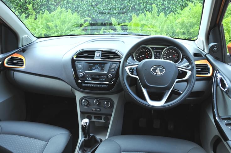 The two-tone dashboard looks smart with important controls within easy reach of the driver. The two-tone dashboard looks smart with important controls within easy reach of the driver.