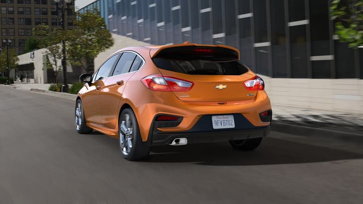 New Chevrolet Cruze hatchback photo gallery