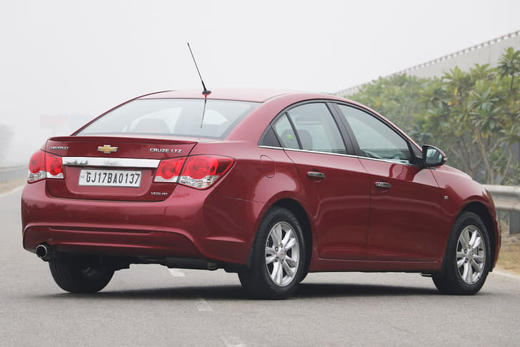 Chevrolet Cruze facelift photo gallery