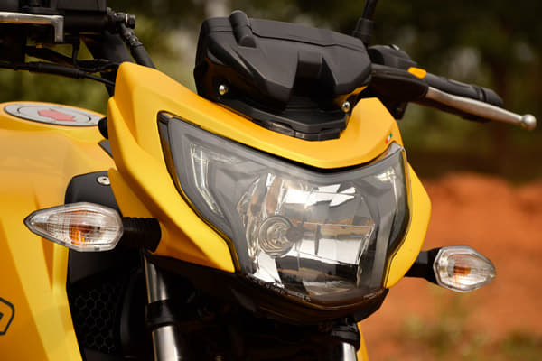 TVS Apache RTR 200 photo gallery