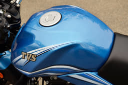 TVS Victor photo gallery