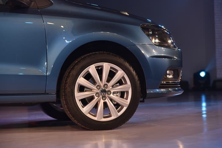 Volkswagen Ameo compact sedan photo gallery