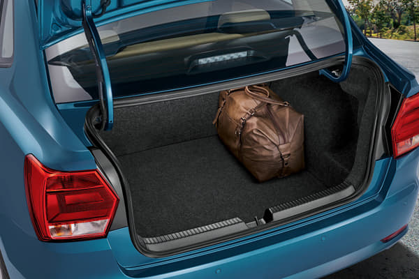 Volkswagen Ameo compact sedan photo gallery