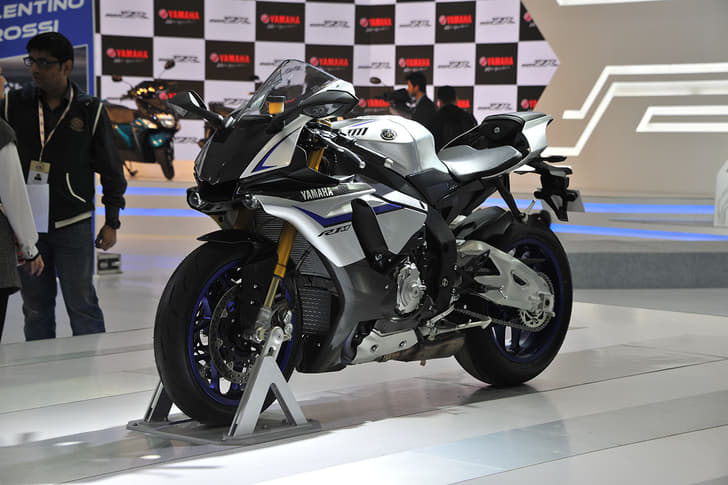 Yamaha YZF-R1 M.