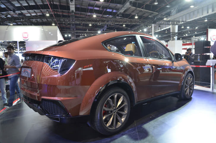Mahindra XUV Aero.