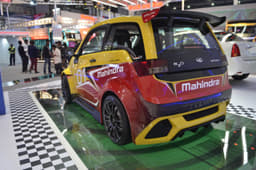 Mahindra e2o Sport.