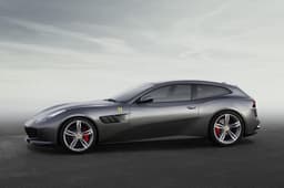 Ferrari GTC4Lusso photo gallery