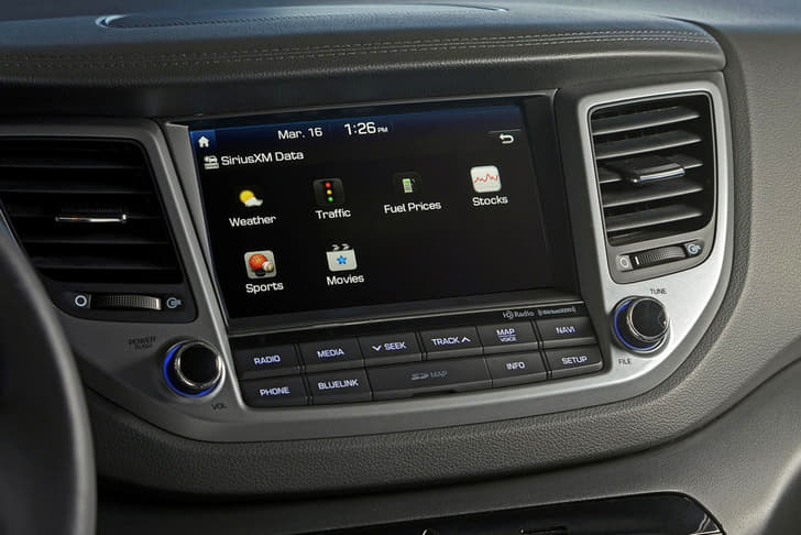 2016 Hyundai Tucson image gallery