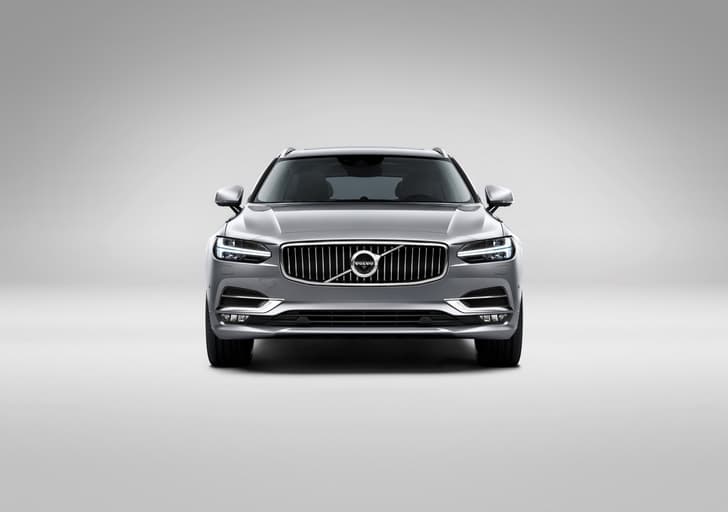 Volvo V90 estate photo gallery