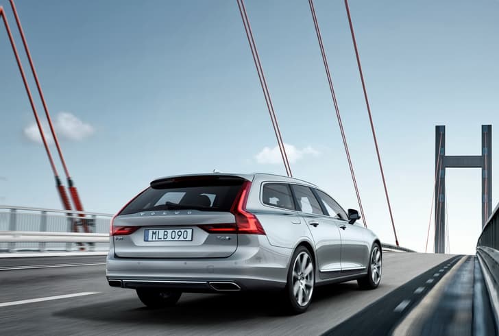 Volvo V90 estate photo gallery