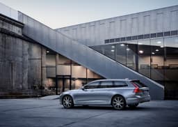 Volvo V90 estate photo gallery