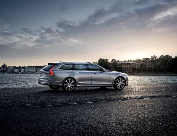 Volvo V90 estate photo gallery