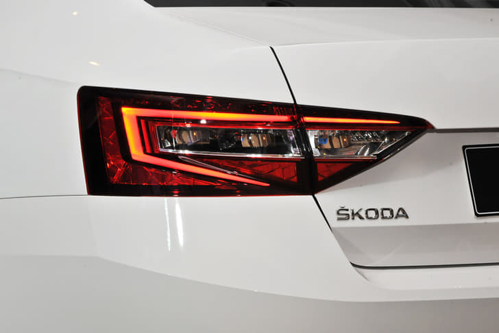 New Skoda Superb photo gallery