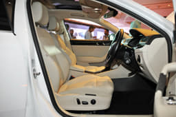 New Skoda Superb photo gallery