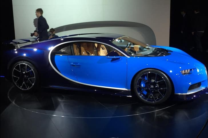 Bugatti Chiron photo gallery