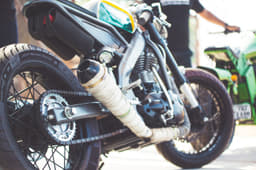 In-line Three Tony 535 - Described as a brat-cafe that had an Enfield motor stuffed in a Yamaha R15 chassis.