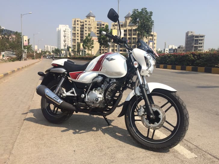 Bajaj V15 photo gallery