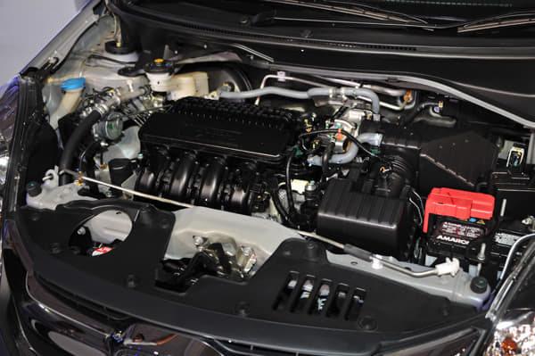 The 1.2-litre i-VTEC engine remains unchanged, but now gets a CVT gearbox which promises a whopping 18.1kpl mileage.