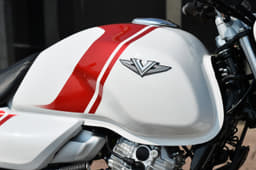 Bajaj V15 photo gallery