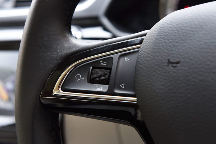 New Skoda Superb photo gallery