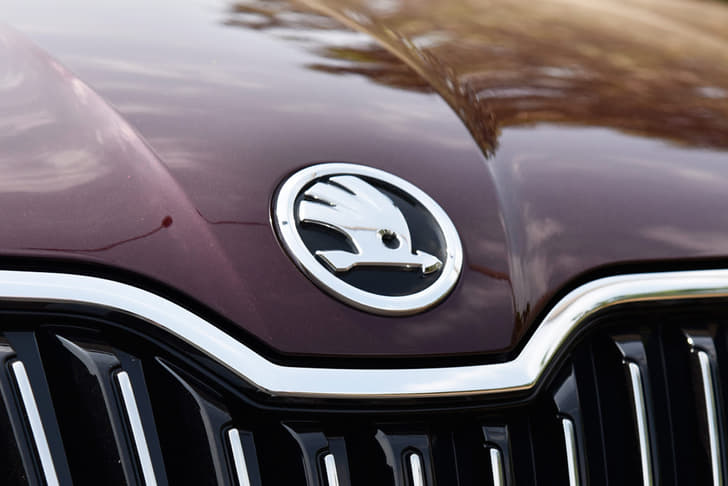 New Skoda Superb photo gallery