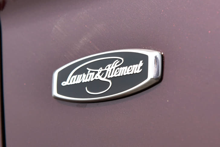 New Skoda Superb photo gallery