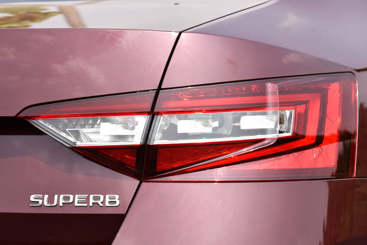 New Skoda Superb photo gallery