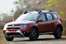Renault Duster SUV facelift photo gallery
