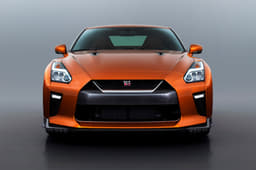 2017 Nissan GT-R photo gallery