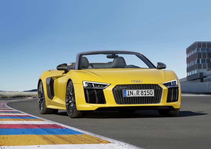 New Audi R8 Spider photo gallery