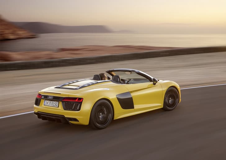 New Audi R8 Spider photo gallery