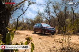 Honda BR-V SUV photo gallery
