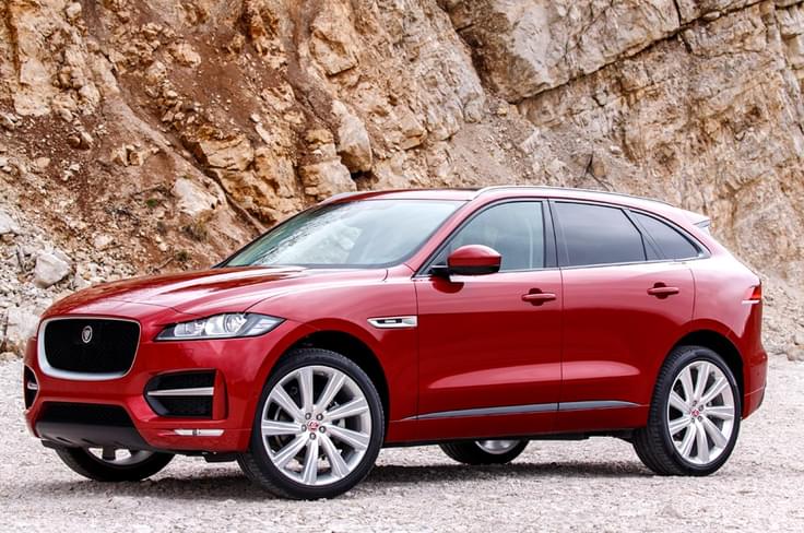 The long bonnet, fender vents and short overhangs in the F-pace’s design reflect Jaguar DNA. The long bonnet, fender vents and short overhangs in the F-pace’s design reflect Jaguar DNA.